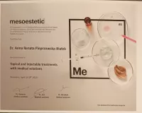 certyfikat Topical and injectable treatments with medical solutions